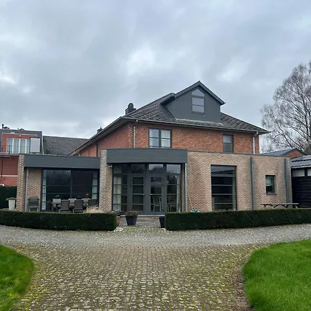 Velo Villa Achel